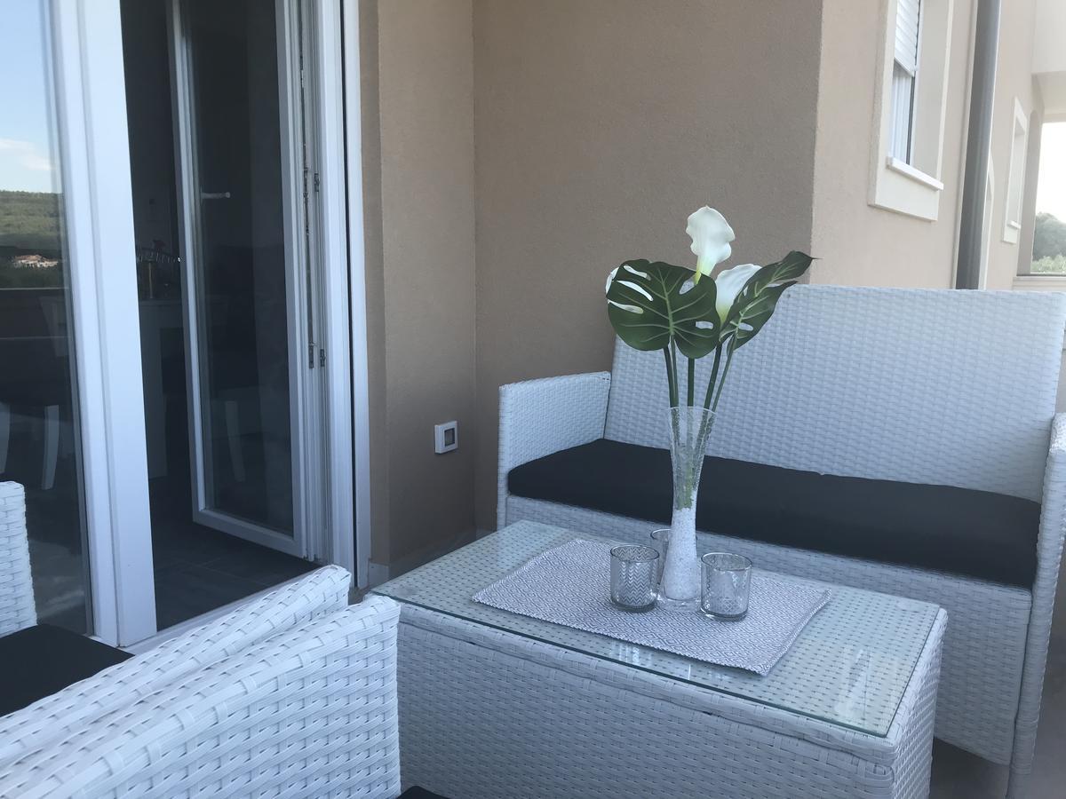 Luxury Apartments Bralic Bibinje Exterior foto